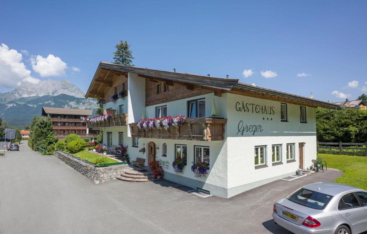 Gaestehaus Greger Bed & Breakfast Sankt Johann in Tirol Bagian luar foto